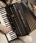 VÂND URGENT - Acordeon Weltmeister Meteor