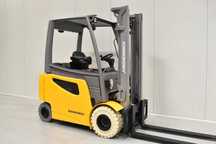 Stivuitor-electrostivuitor Jungheinrich efg 425k - 2.5 tone - electric