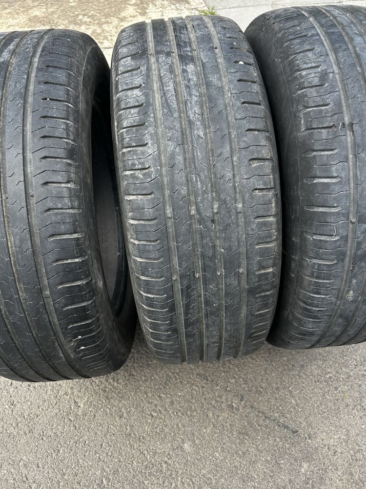 Гуми 215/60/R16