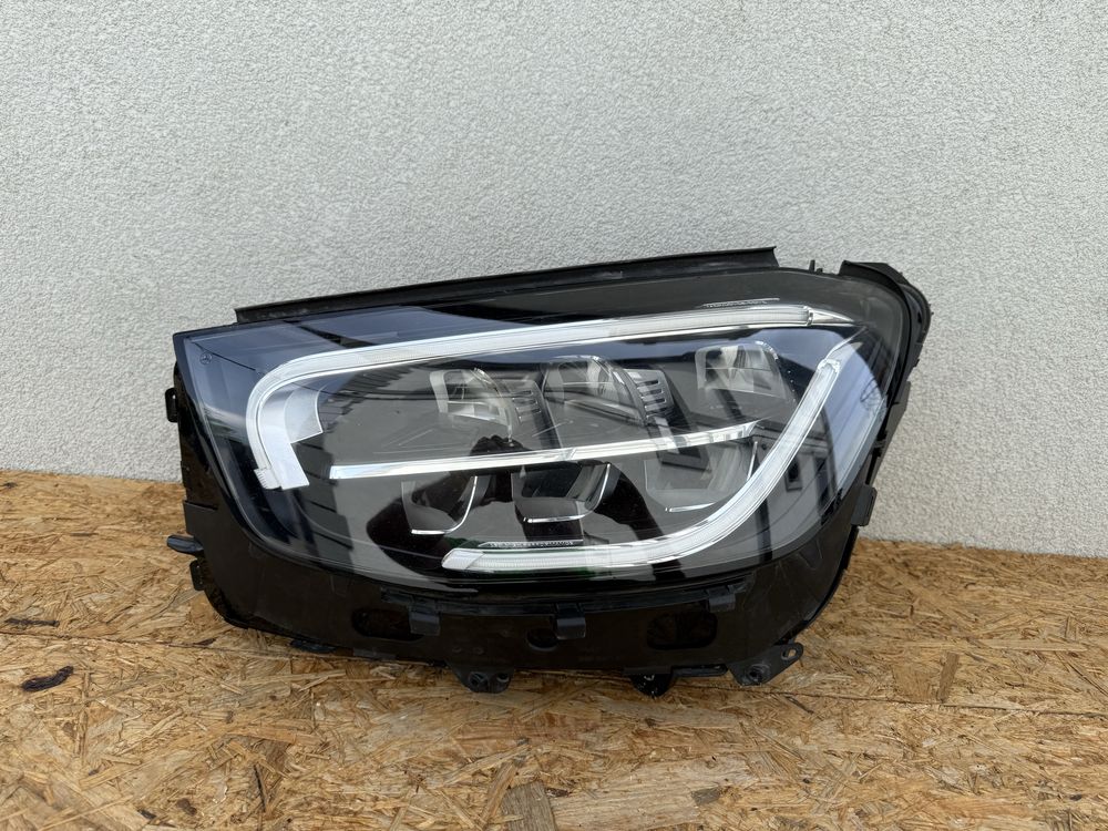 Far stanga Mercedes GLC Facelift LED High Performance Original Europa