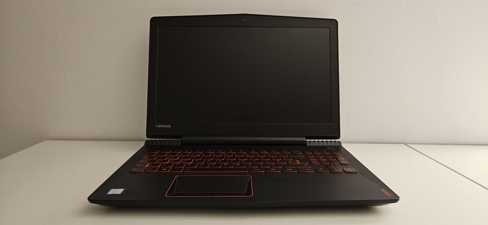 Laptop gaming Lenovo i7-7700HQ, GTX 1060 6gb, 32gb 2666,  SSD + HDD.