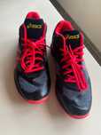 Нови маратонки ASICS