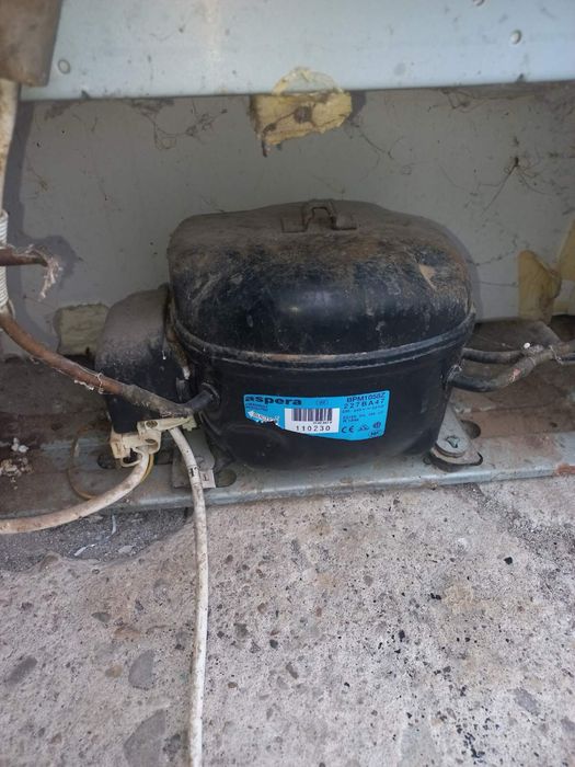 Продавам Хладилник