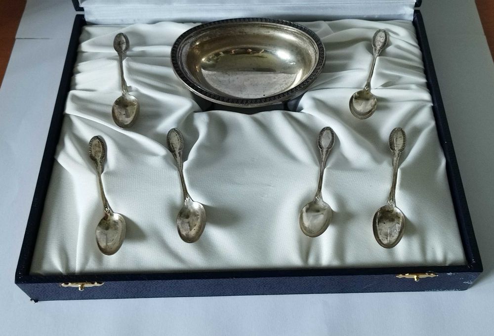 Set din argint icre, caviar