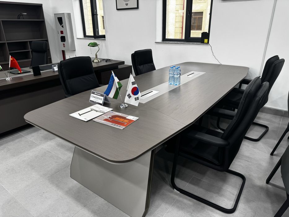 Стол Конференция Мажлислар учун стол