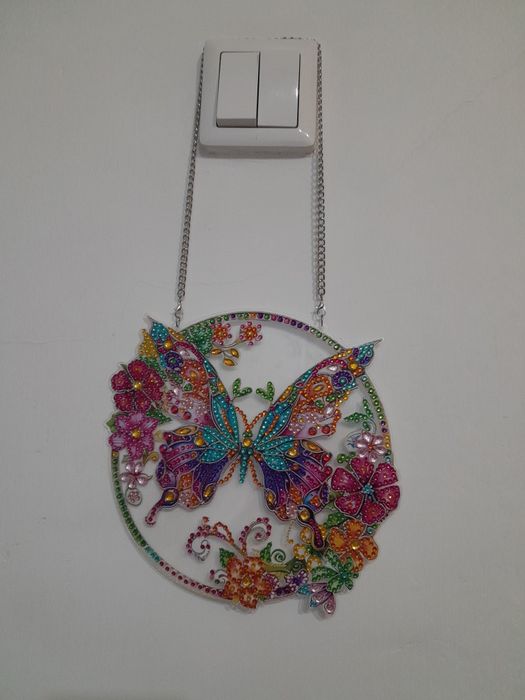 Акриловые украшения для детской комнаты