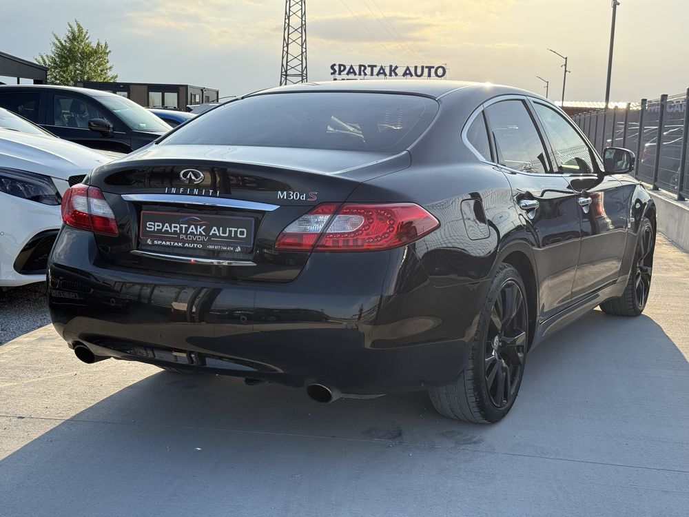 Infiniti M 3.0D* 2012г* АВТОМАТИК* 4Х4* 130.000КМ*