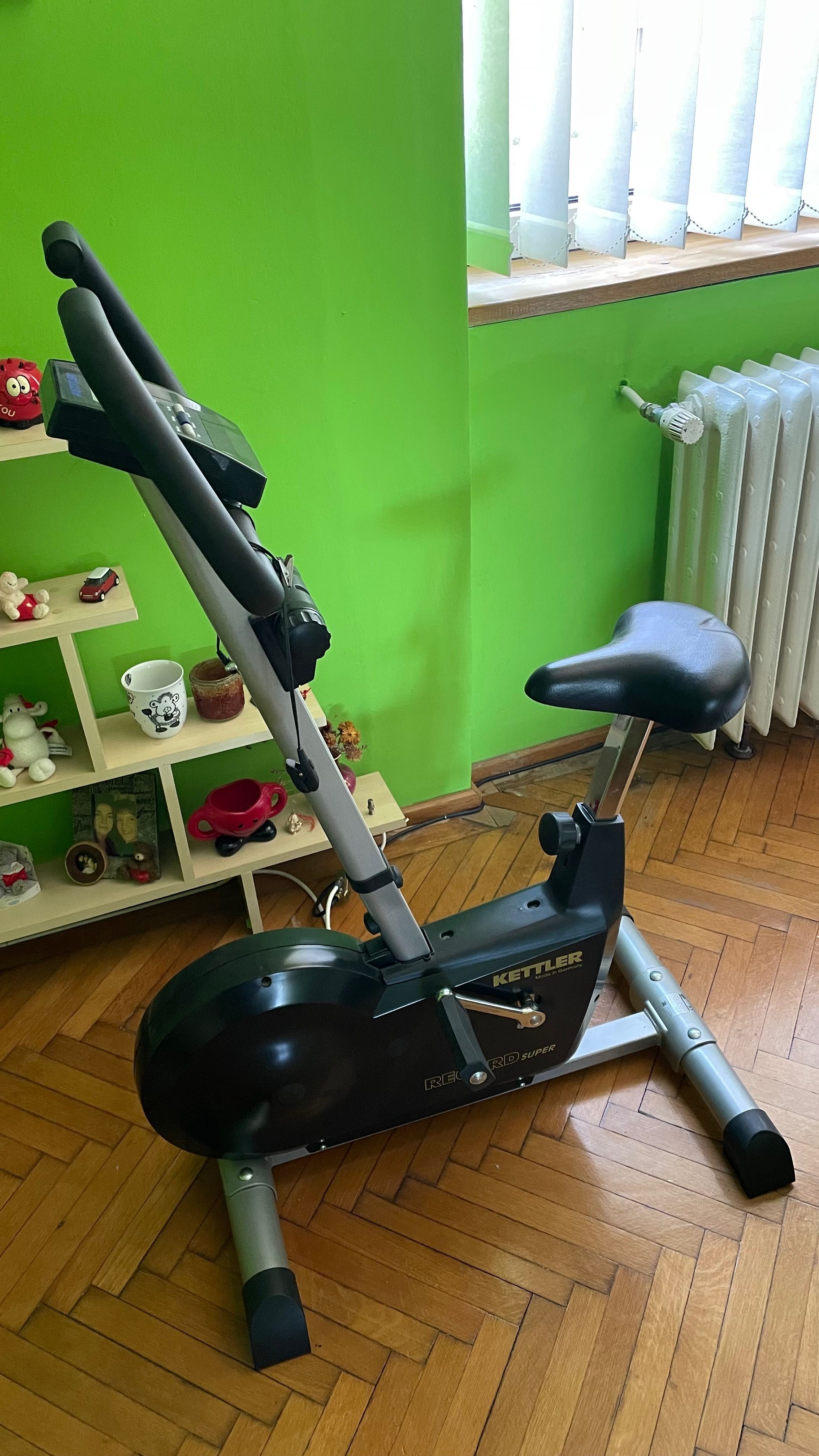 Bicicletă fitness de interior