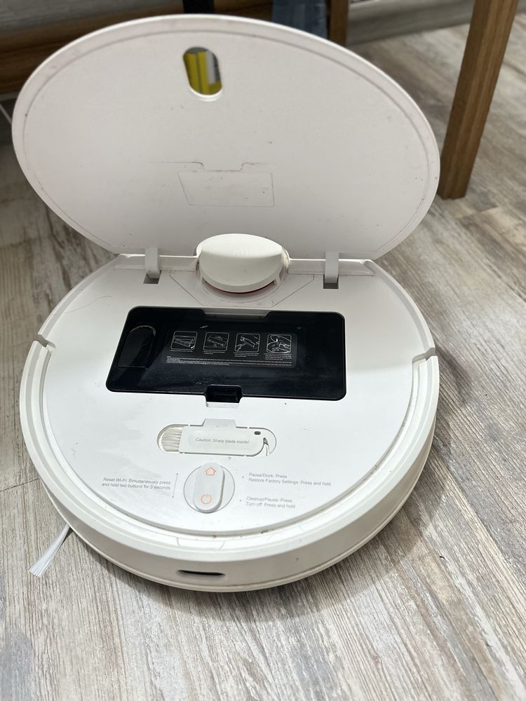 Прахосмукачка робот Xiaomi Mi Robot Vacuum Mop PRO