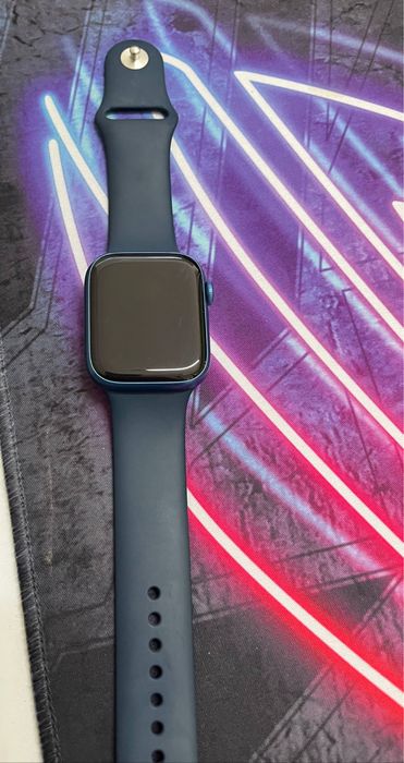 Appke watch 7 в хорошем состоянии срочно