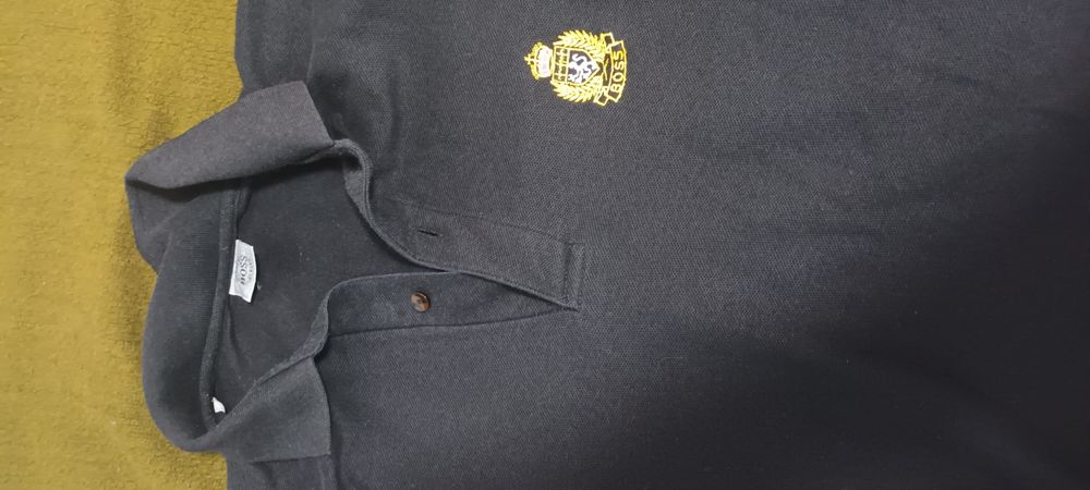 Tricouri de firmă mărimea M