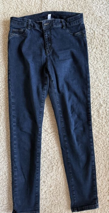 Blugi elastici, marca Penti