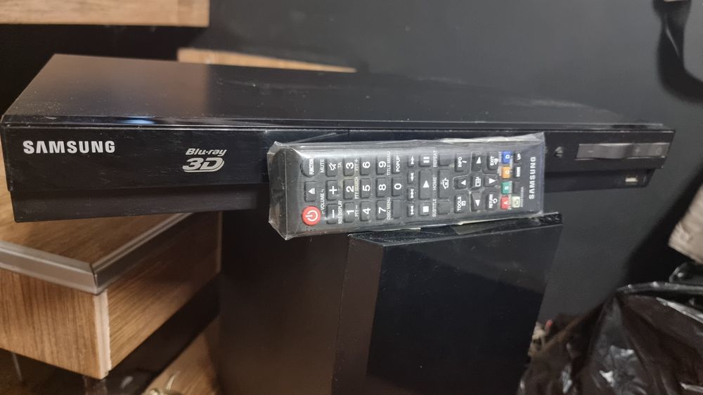 Домашно Кино-Самсунг-Блу-Рей