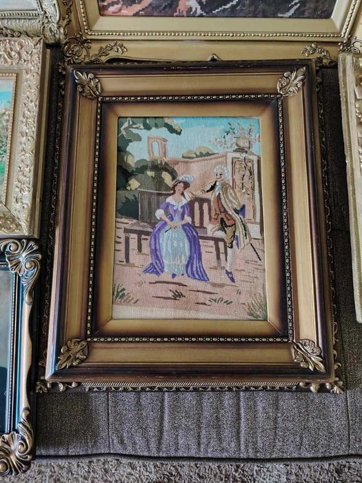 Продавам рамки за  гоблени