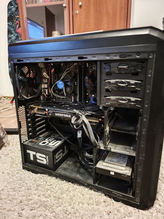 Calculator light gaming i5 8400