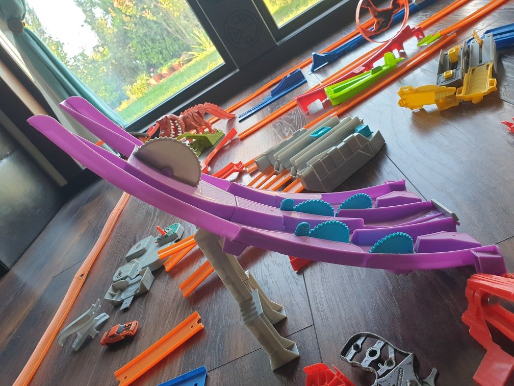 Писти Hot Wheels
