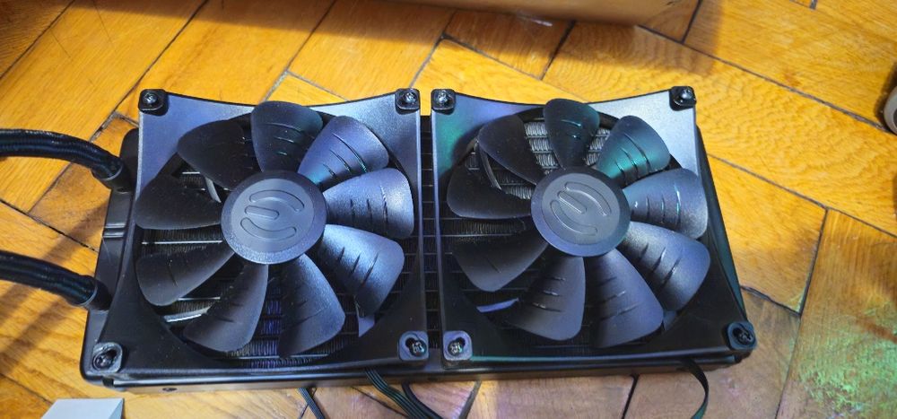 Cooler EVGA 280 / 2x140