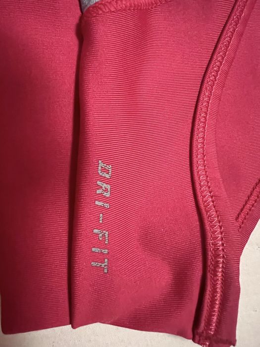 Nike DRI-FIT Bra оригинално бюстие L Найк спорт фитнес тренировки