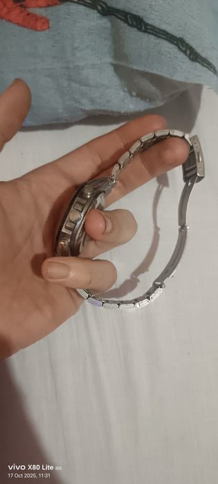 Продавам часовници