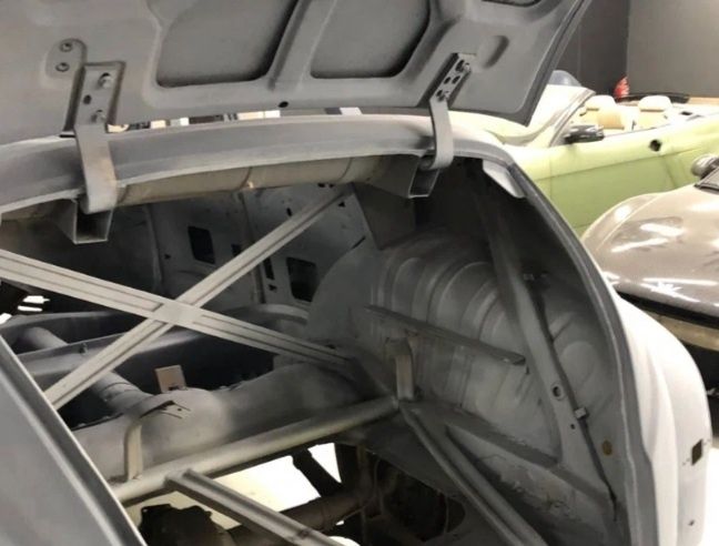 Легендарного ретро редкие автомобил ссср газ м20  кабриолет.