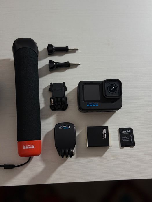 Go pro hero 11 black cu accesorii Adventure