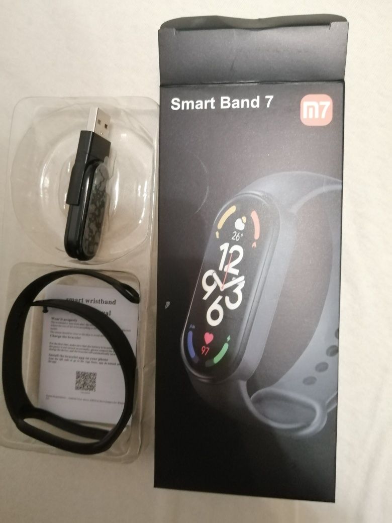 Vând brățară fitness Smart band 7