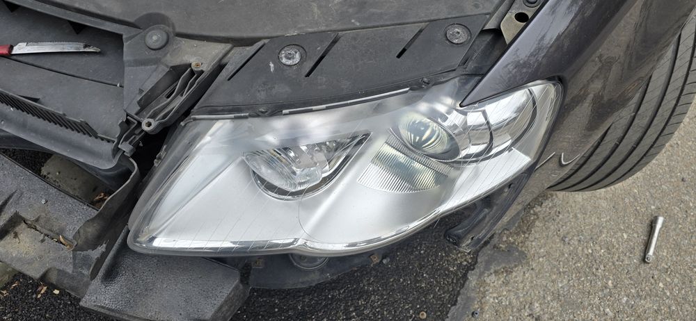 Far bi xeno vw passat b6 bixenon