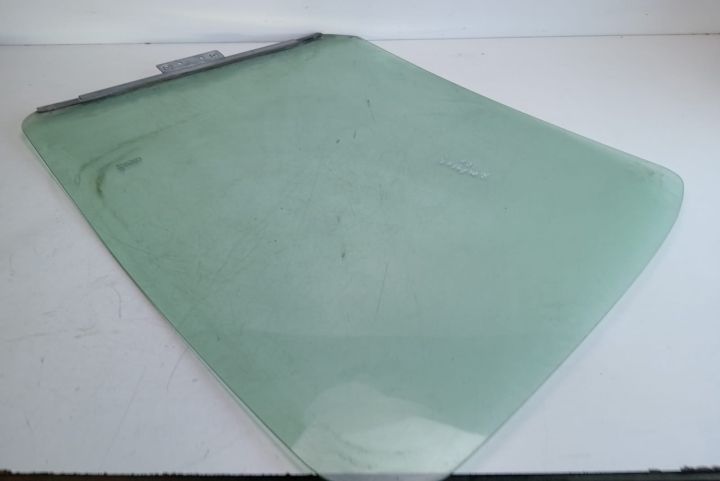 Geam usa dreapta fata Renault Master a 2-a generatie