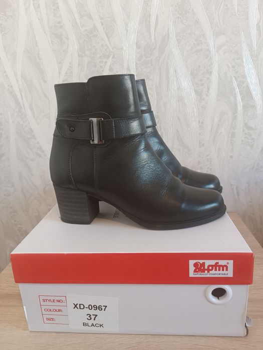 Продам сапожки 37 размер, натуральная кожа,в отличном состоянии.