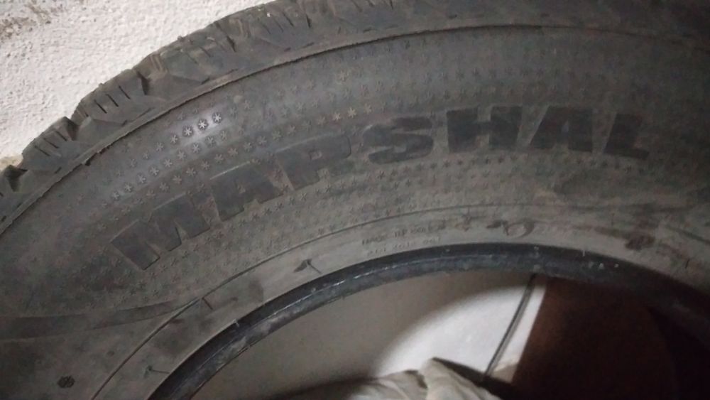 Продаю шины 215/70 16