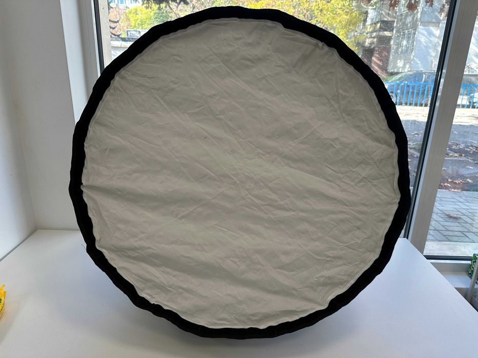 Godox P90L параболичен дълбок софтбокс 90см с Bowens монтаж