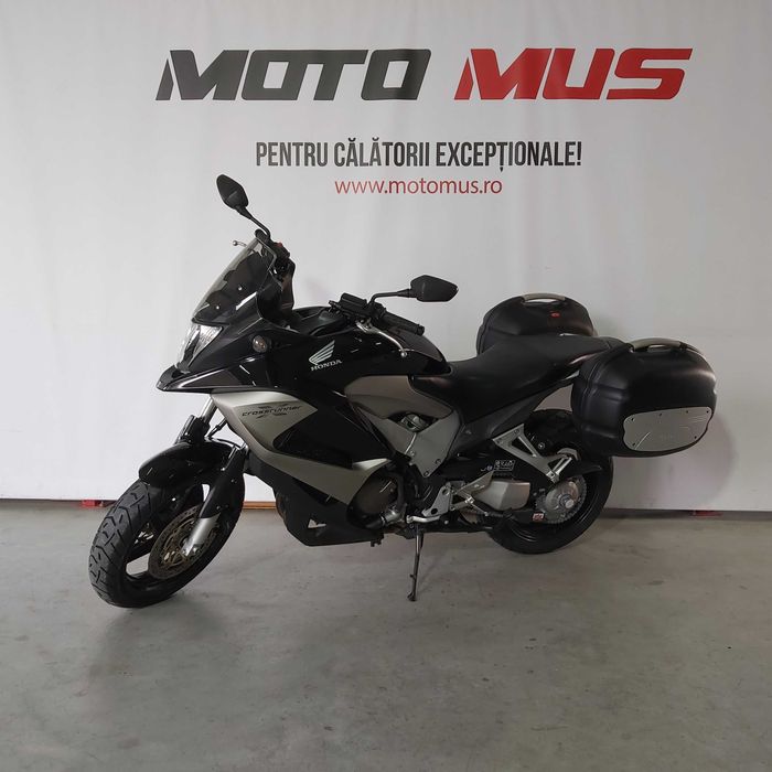 Motocicleta Honda Crossrunner ABS | H02399 | motomus.ro