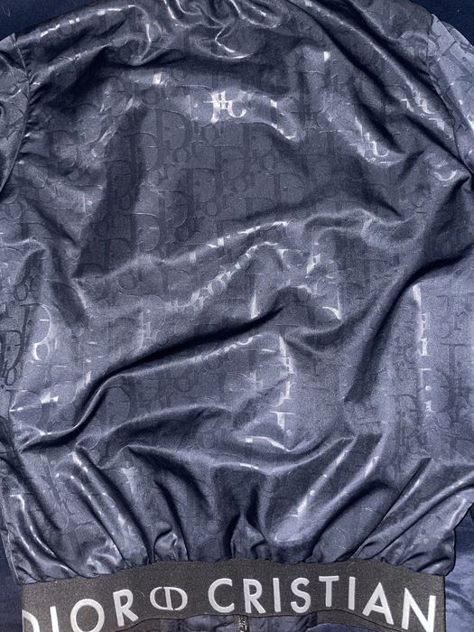 Jacheta dior nepurtata