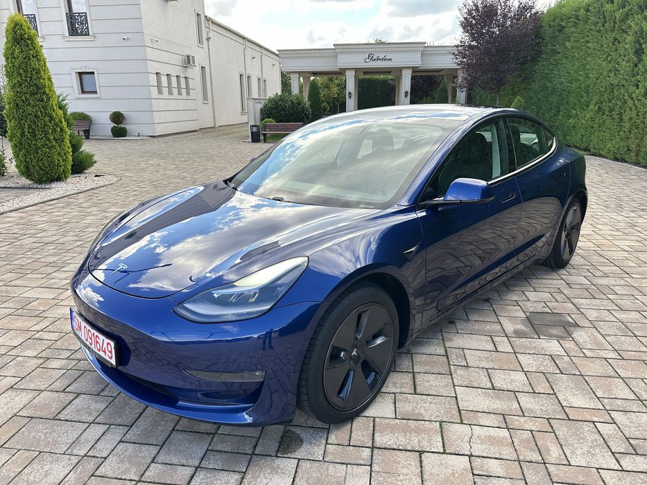 Tesla Model 3 Long Range 2021