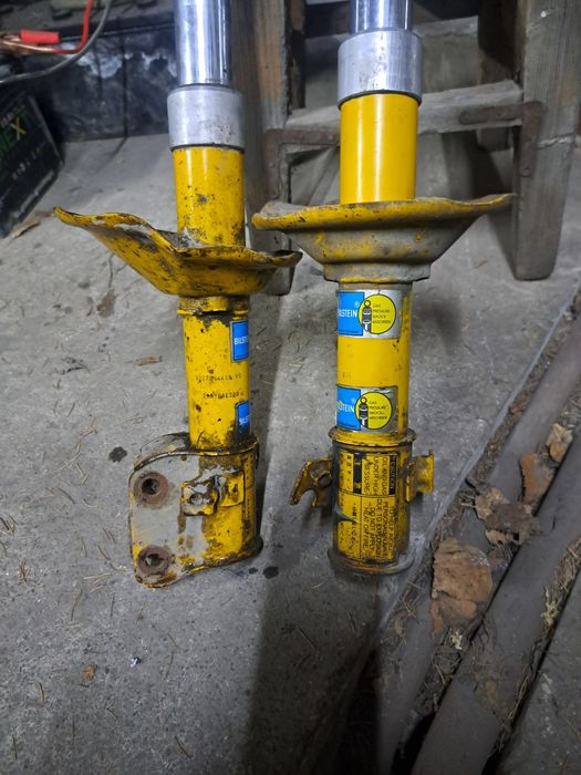 Продам стойки на субару легаси