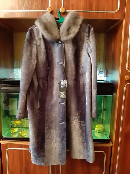 Продам Шуба мутоновая + норка, новая, размер 54