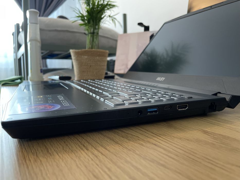 Laptop gaming MSI Katana 15