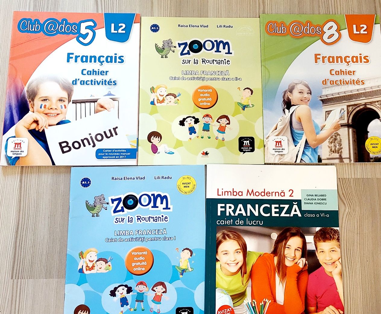 Auxiliare limba engleza si franceza
