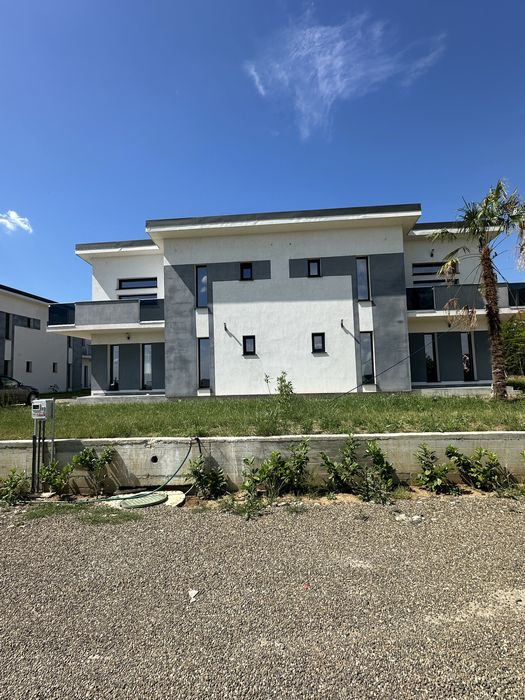 Casa la cheie tip duplex