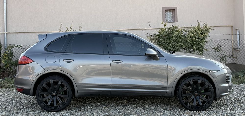 Porsche Cayenne 2012