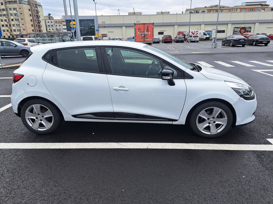 Renault Clio impecabil