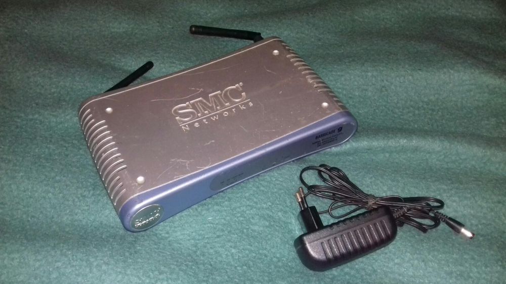 Routere-Antena Wirelles;SMSC 2804WBRP-G,D-Link GO-RT-N300,TP LINKTL-WR