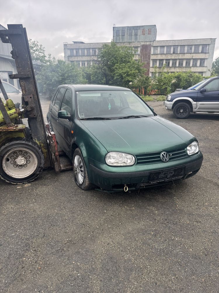 голф 4 1.9 tdi 110 к.с на части