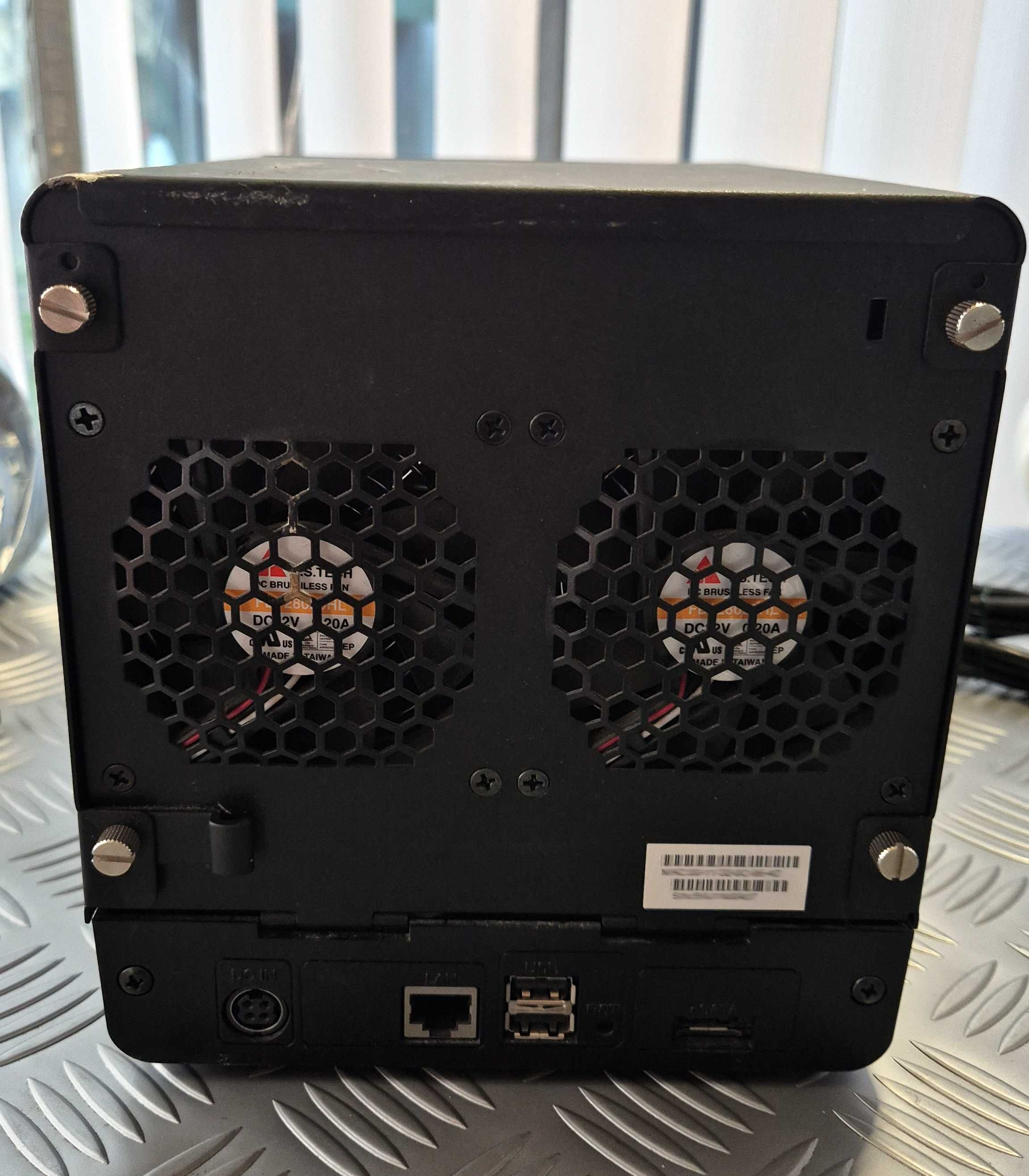 Synology DiskStation DS411 8tb HDD (4x2tb)