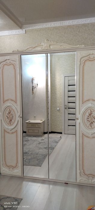 Кровать и шкаф , матрас