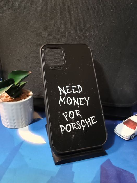 Apple iPhone 11 (Citiți descrierea!) (Folia este crăpată, nu ecranul!)