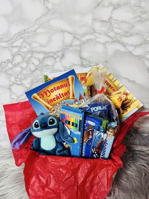 Pachetele/cadouri cu dulciuri pentru copii mos nicolae/mos craciun