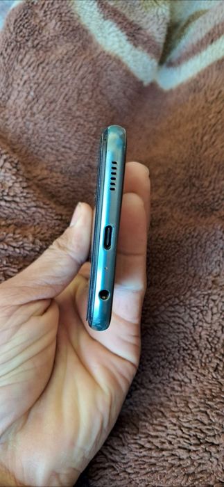 Samsung M33 5G karobka dakument yuq
