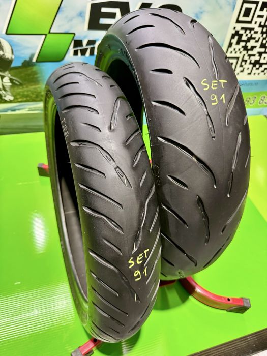 Set Anvelope Moto 120 70 17 si 180 55 17 Bridgestone T32 touring Set91