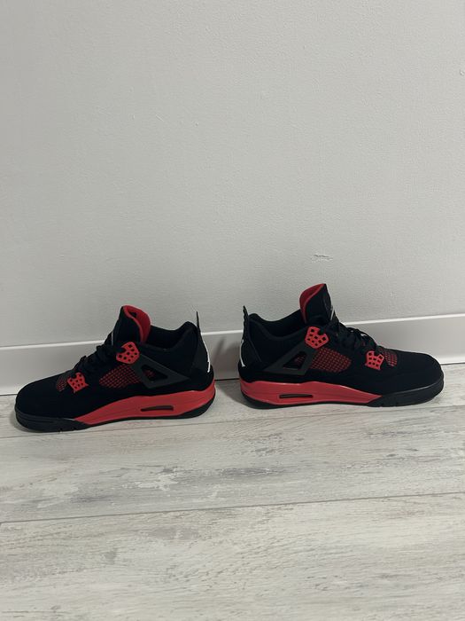 Jordan 4 Red Thunder